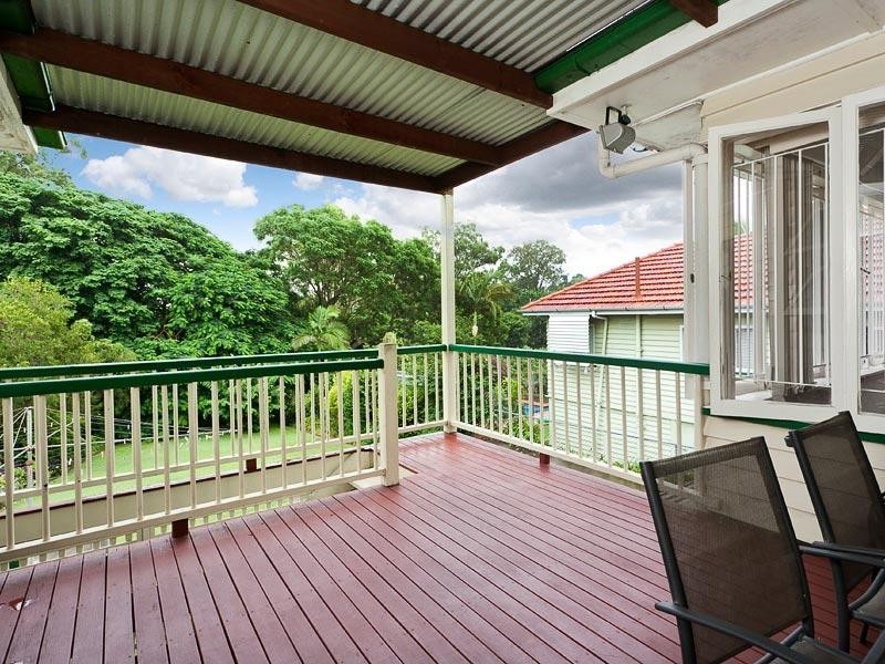 2 Mareeba Road, Ashgrove QLD 4060