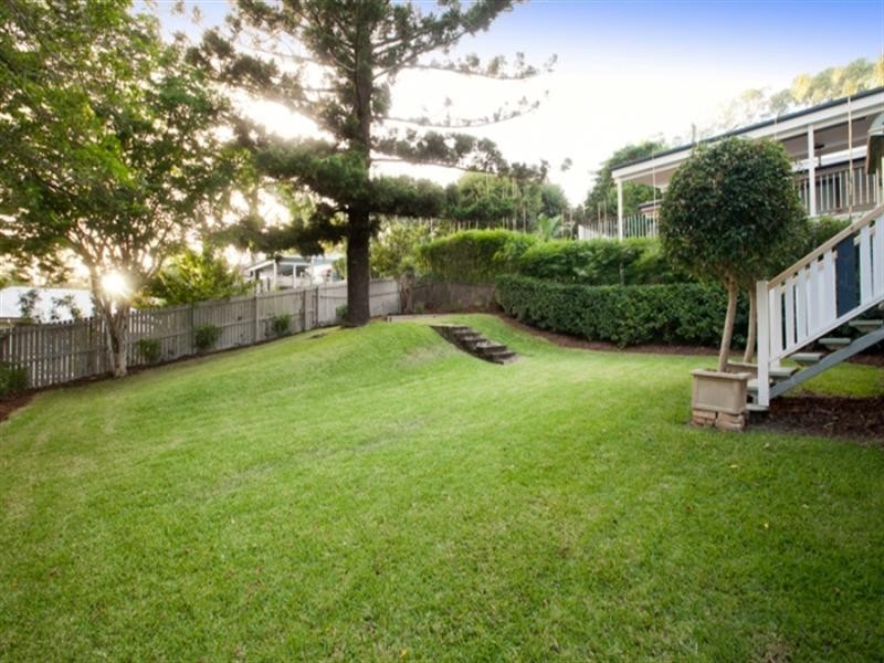 20 Brown Street, Bardon QLD 4065