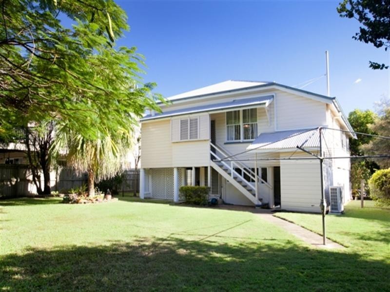 65 Holmesbrook Street, Ashgrove QLD 4060