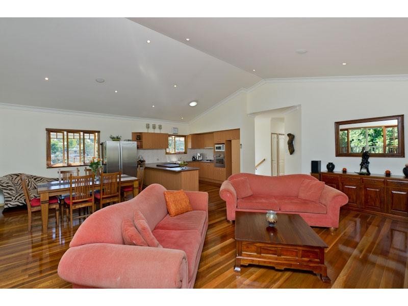 38 Coronation Street, Bardon QLD 4065