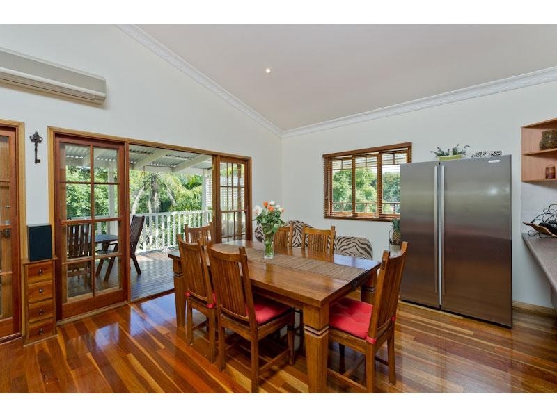 38 Coronation Street, Bardon QLD 4065