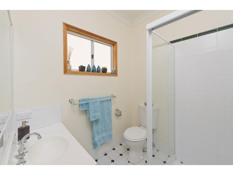 38 Coronation Street, Bardon QLD 4065