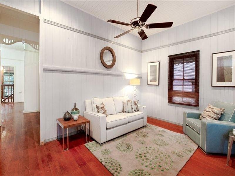 48 Ashgrove Crescent, Ashgrove QLD 4060