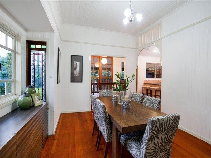 48 Ashgrove Crescent, Ashgrove QLD 4060