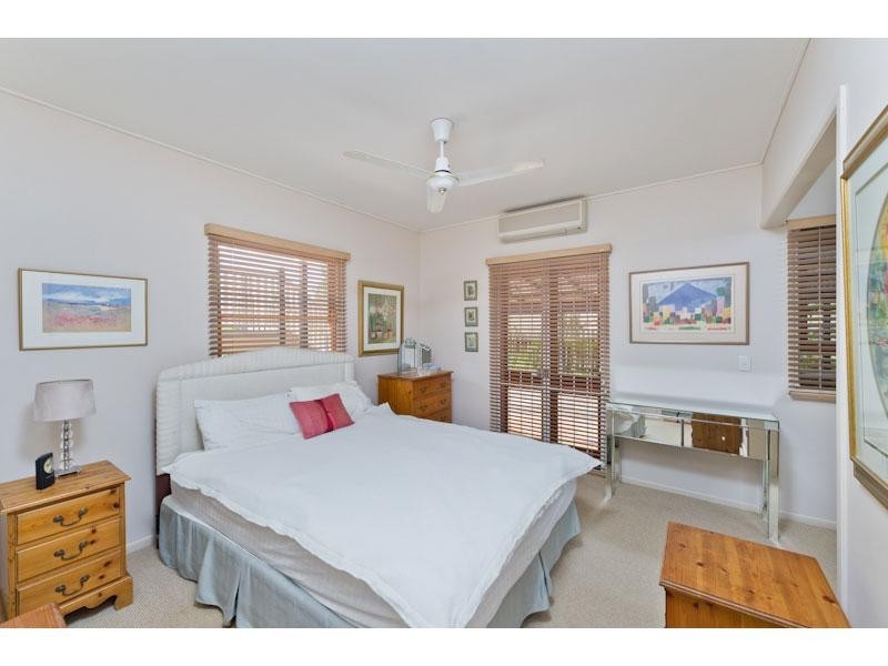 49 McLean Parade, Ashgrove QLD 4060