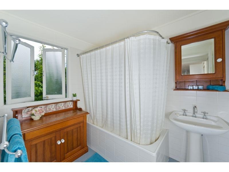 49 McLean Parade, Ashgrove QLD 4060