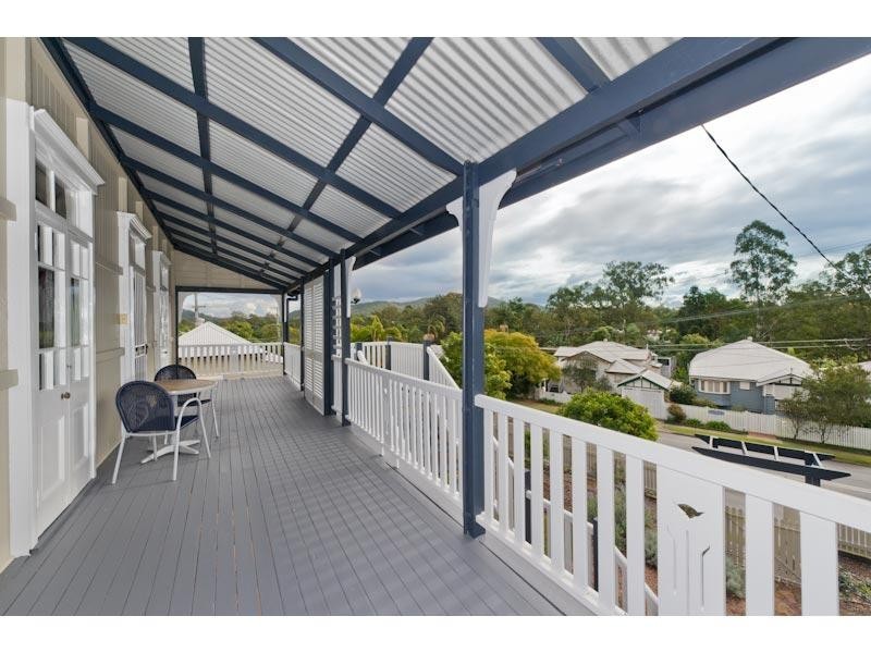 49 McLean Parade, Ashgrove QLD 4060