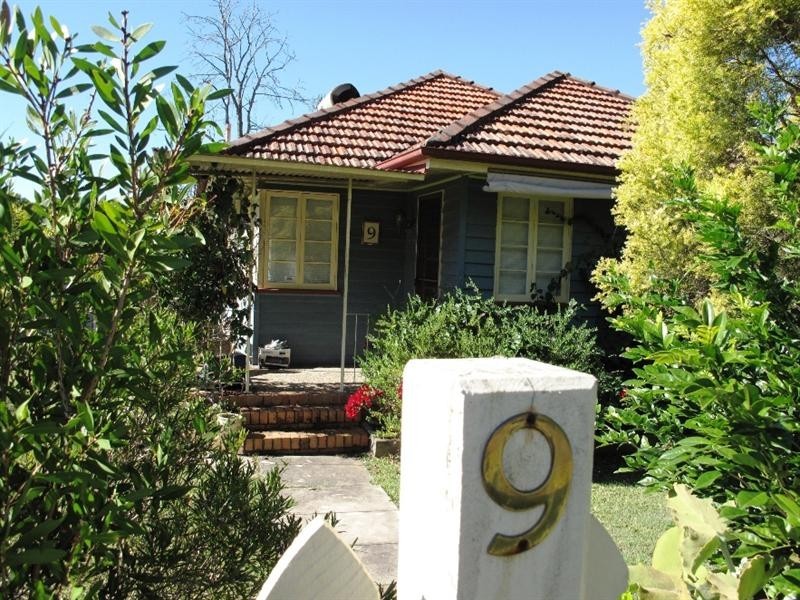 9 Farrell Street, Ashgrove QLD 4060