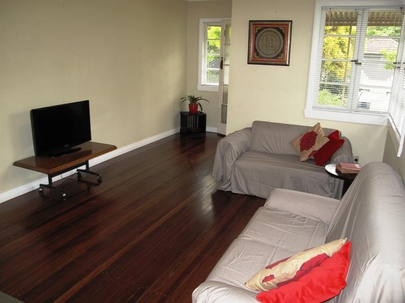 9 Farrell Street, Ashgrove QLD 4060