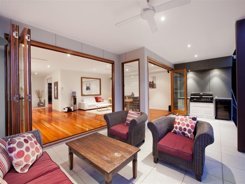 38 Panorama Street, Ashgrove QLD 4060