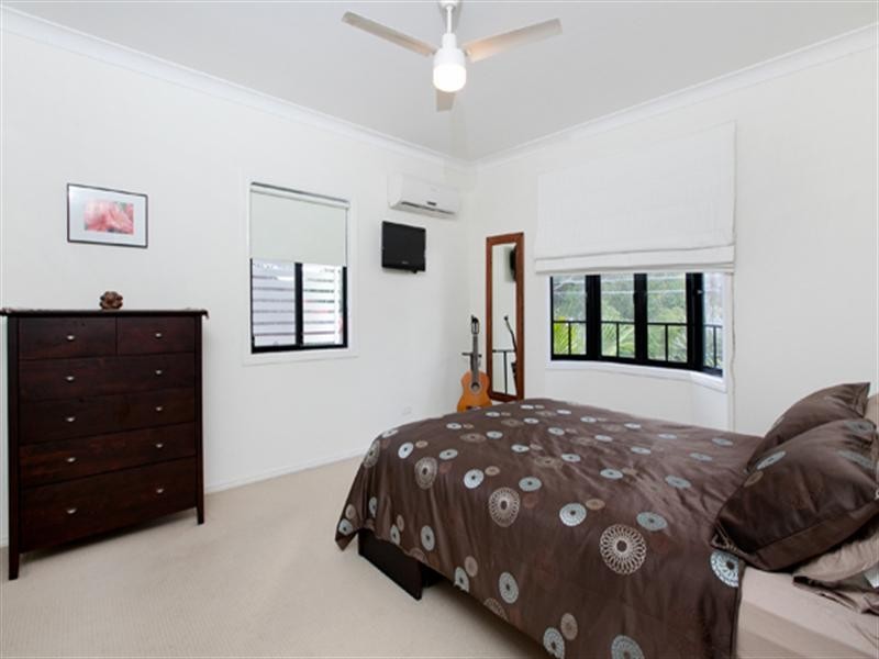 72 Dorrington Drive, Ashgrove QLD 4060