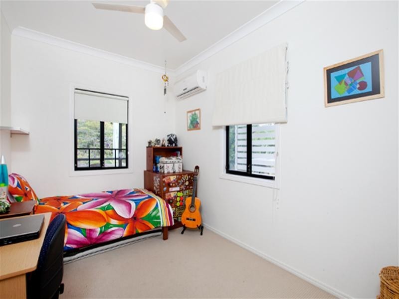 72 Dorrington Drive, Ashgrove QLD 4060