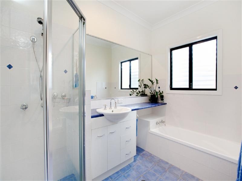 72 Dorrington Drive, Ashgrove QLD 4060