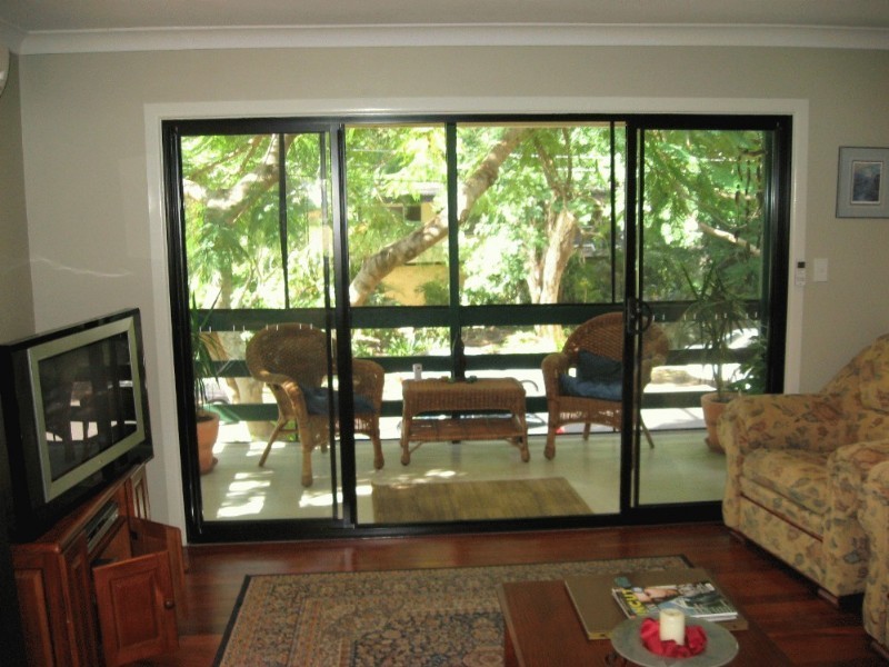 39 Woodside Street, The Gap QLD 4061