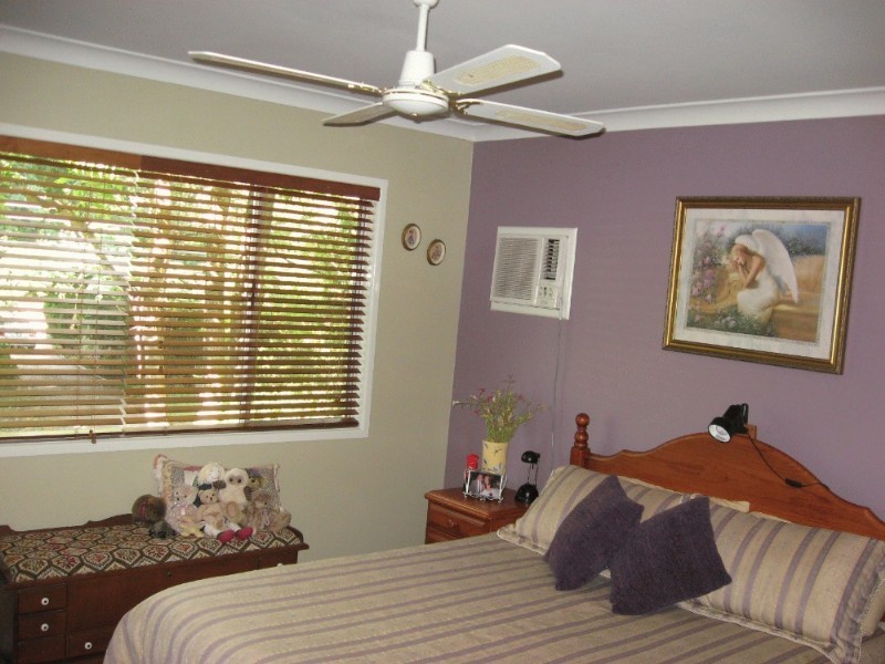 39 Woodside Street, The Gap QLD 4061