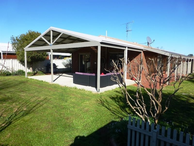 16 Oscar Place, Echuca VIC 3564