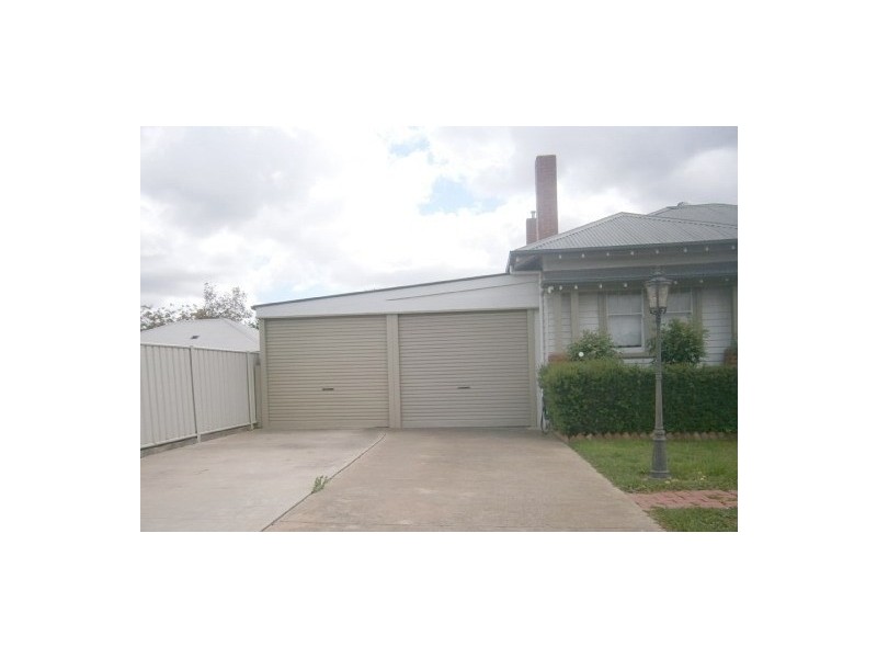 42 Darling Street, Echuca VIC 3564