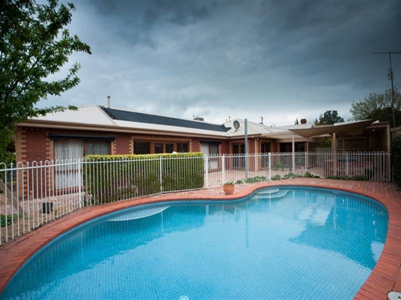 60 Hopwood Street, Echuca VIC 3564