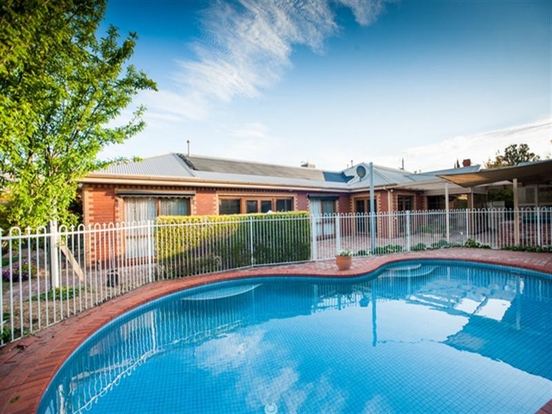 60 Hopwood Street, Echuca VIC 3564