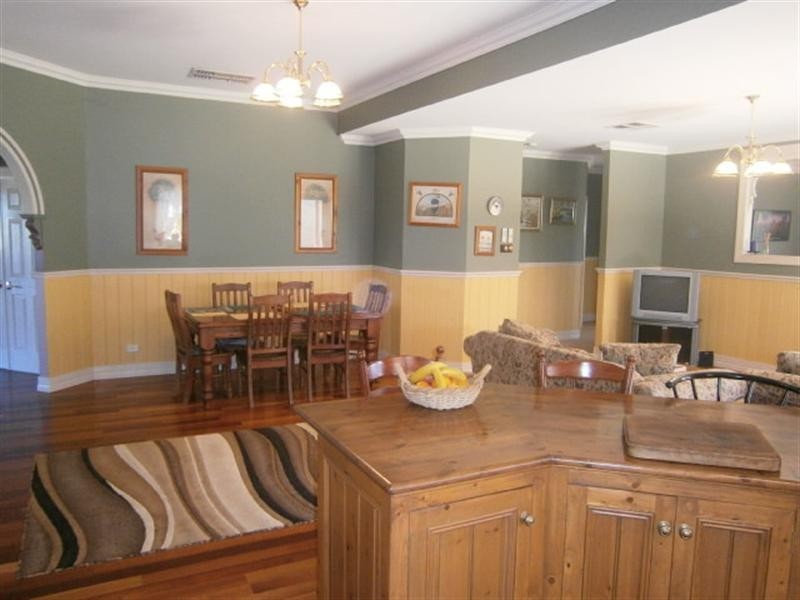 17 Rivergums Drive, Moama NSW 2731