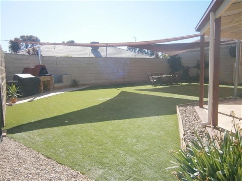 17 Rivergums Drive, Moama NSW 2731