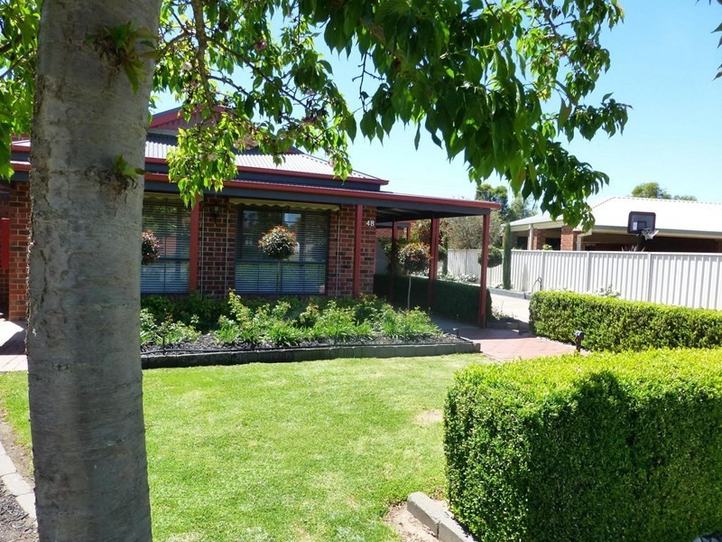 48 Lawson Drive, Moama NSW 2731