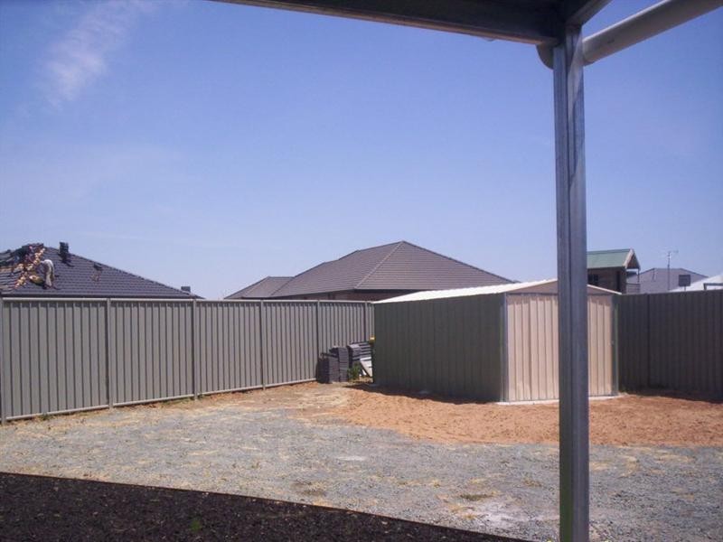 4 Yeovil Court, Echuca VIC 3564