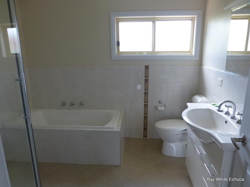 48A Mitchell Street, Echuca VIC 3564