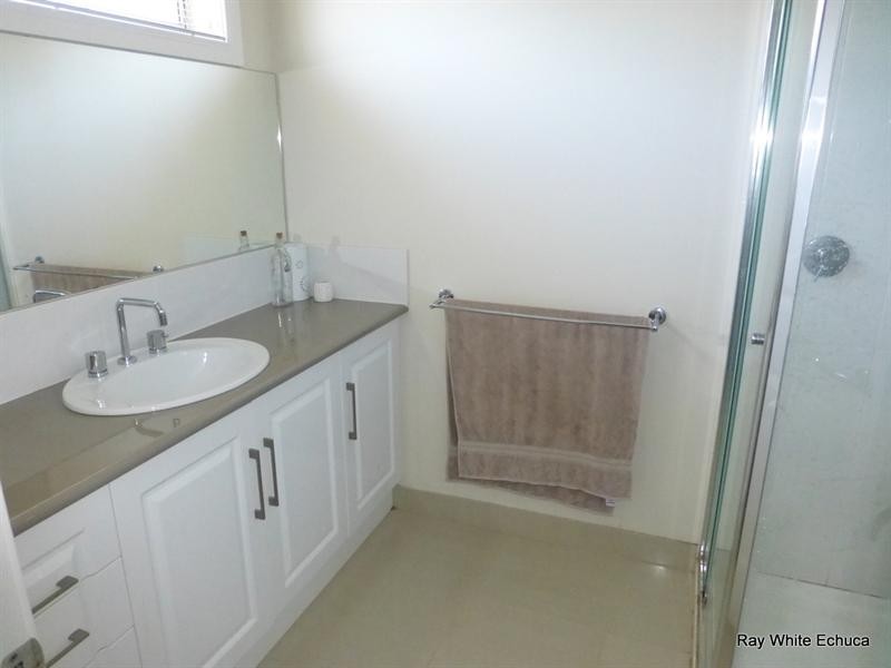 68 shetland Drive, Moama NSW 2731