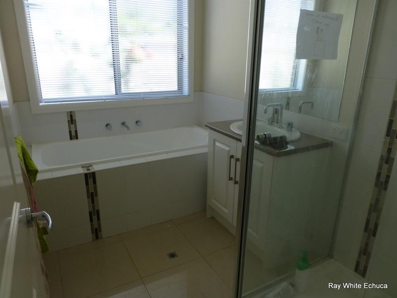 68 shetland Drive, Moama NSW 2731