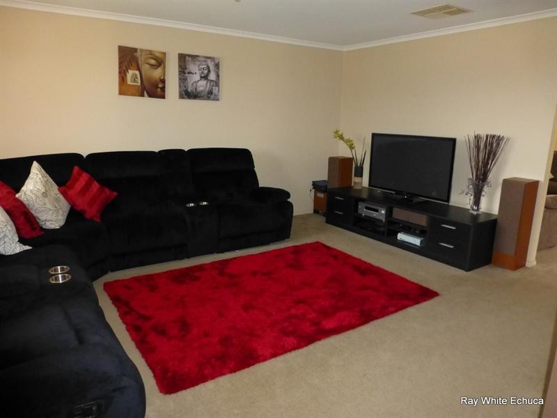 45 Declan Way, Echuca VIC 3564