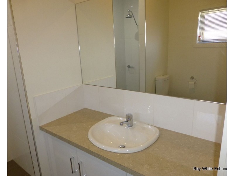 2/47 Hare Street, Echuca VIC 3564