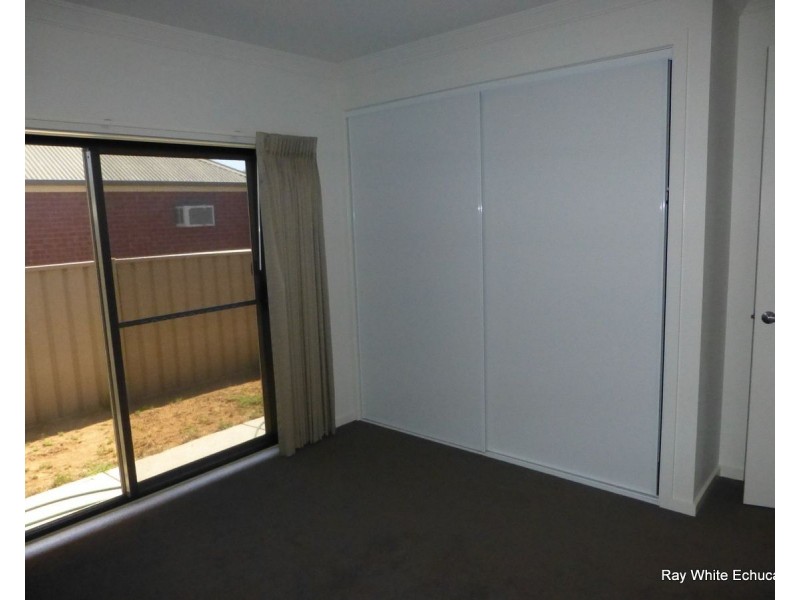 2/47 Hare Street, Echuca VIC 3564
