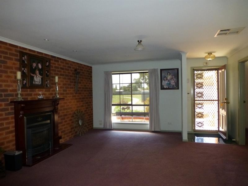 1 McMahon Place, Moama NSW 2731