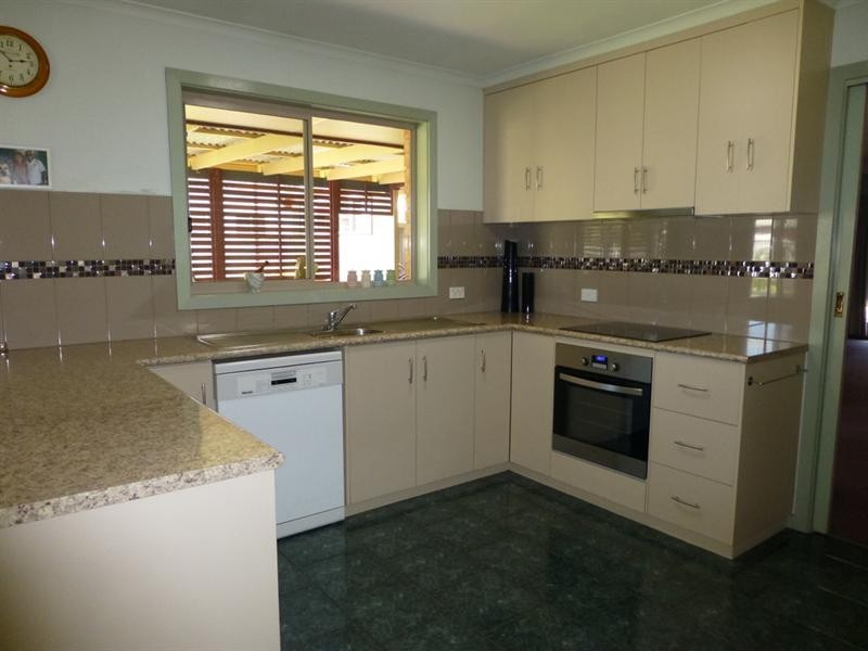 1 McMahon Place, Moama NSW 2731