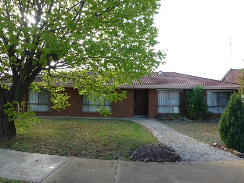 11 McBride Place, Echuca VIC 3564