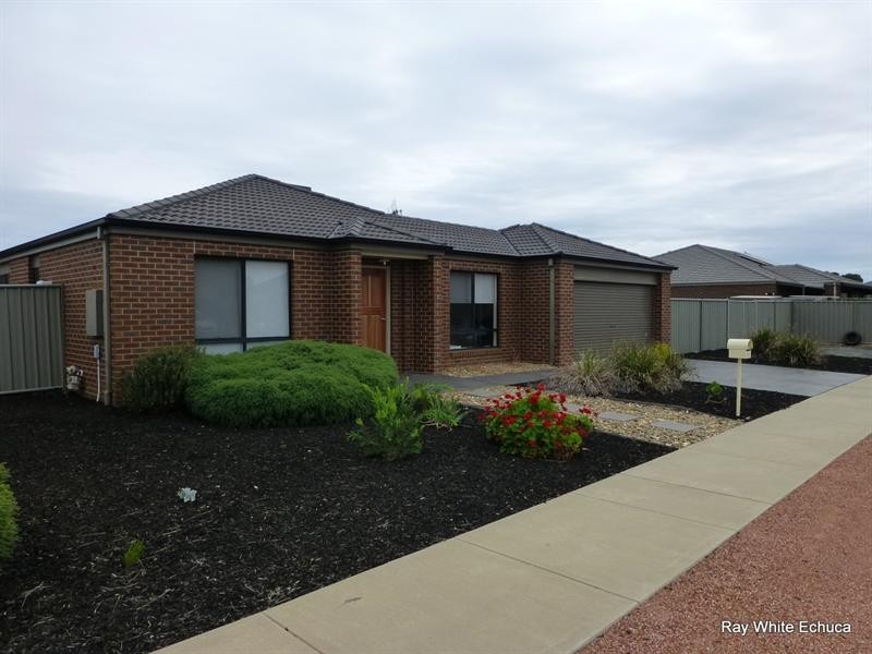 33 Sunset Avenue, Echuca VIC 3564