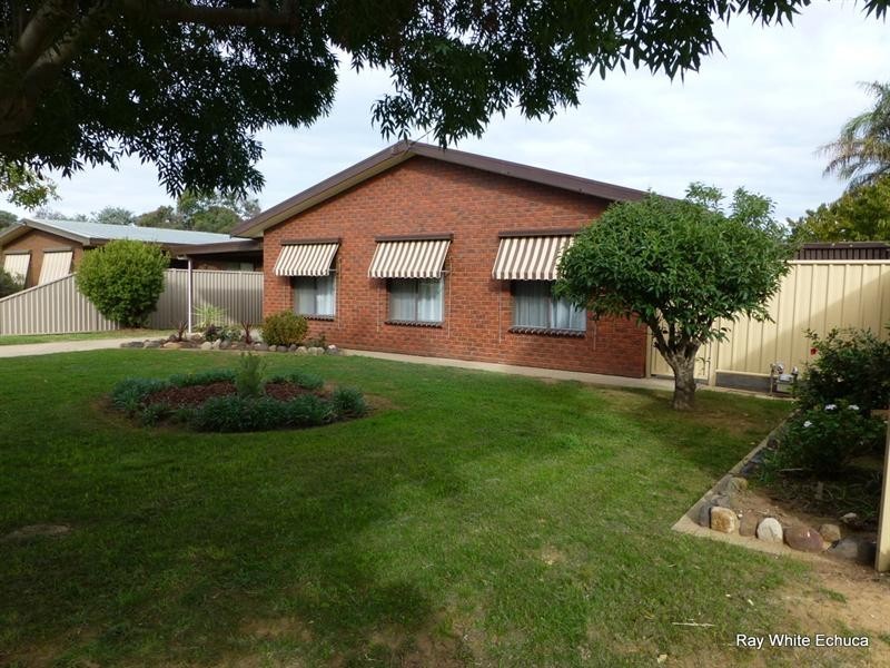 77 Service Street, Echuca VIC 3564