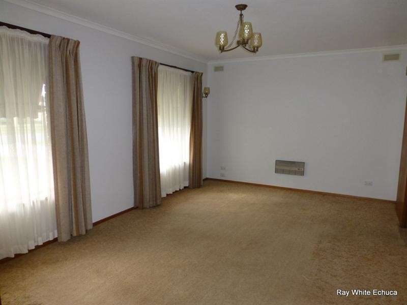 77 Service Street, Echuca VIC 3564