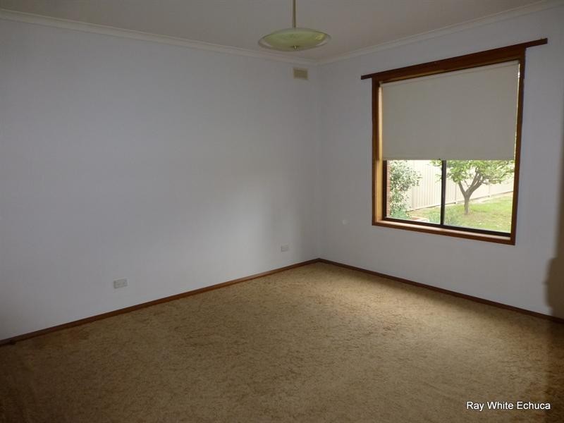 77 Service Street, Echuca VIC 3564