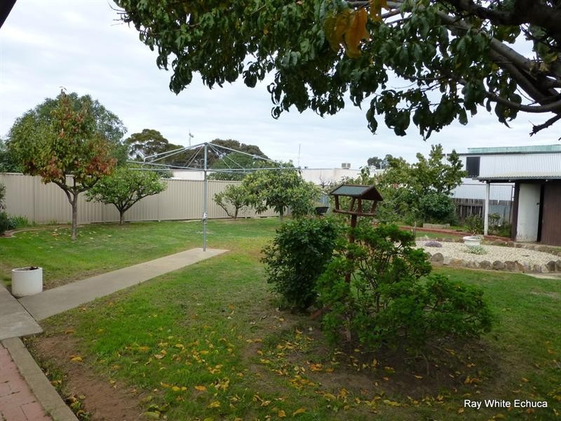 77 Service Street, Echuca VIC 3564