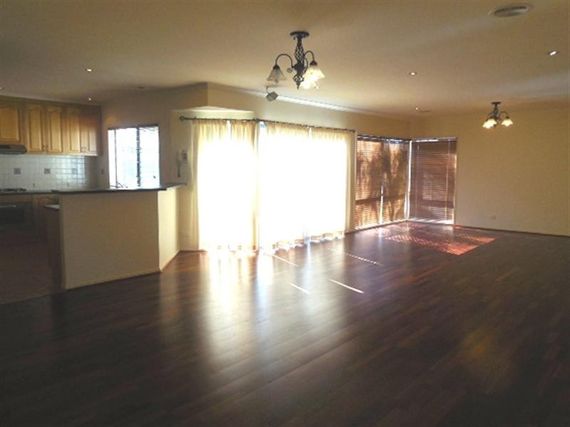 39 Woodlands Circuit, Echuca VIC 3564