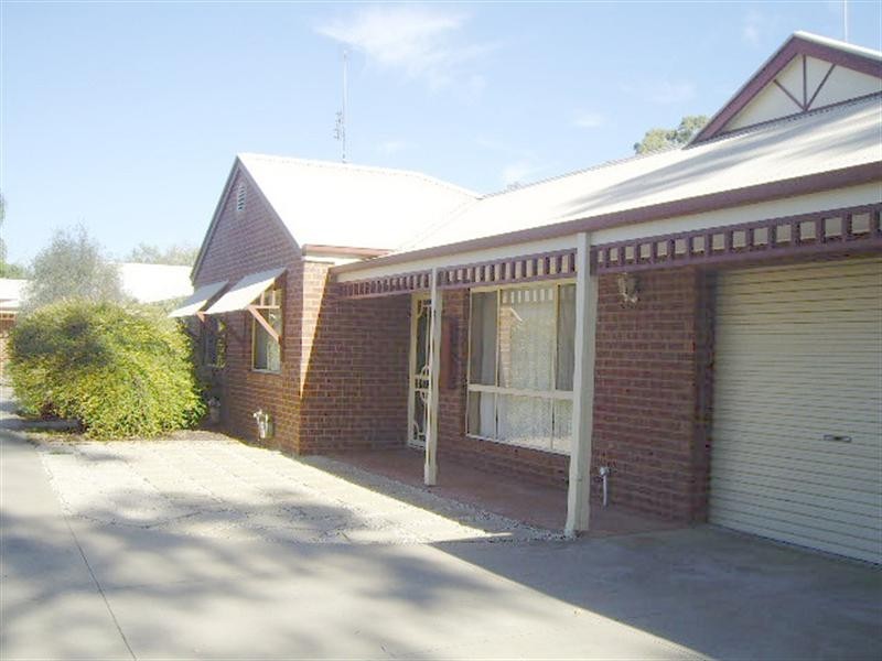 2/63a Landsborough Street, Echuca VIC 3564