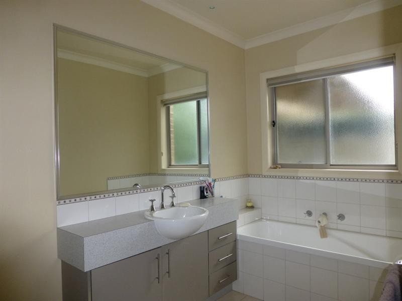 4 Sunset Avenue, Echuca VIC 3564