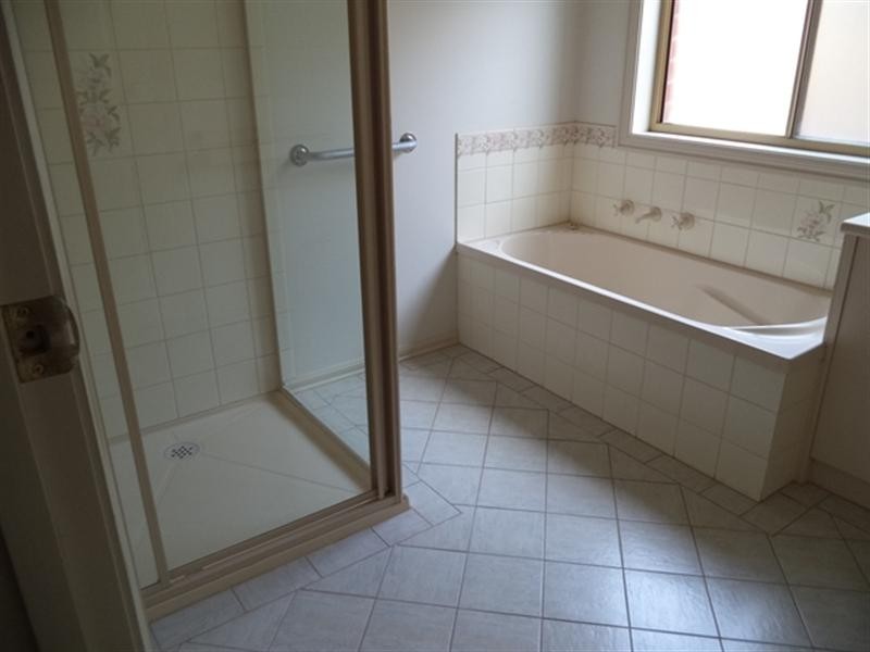 261 Pakenham Street, Echuca VIC 3564