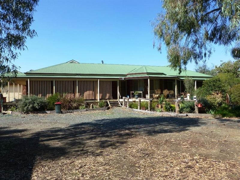 53 Lady Augusta Road, Echuca VIC 3564