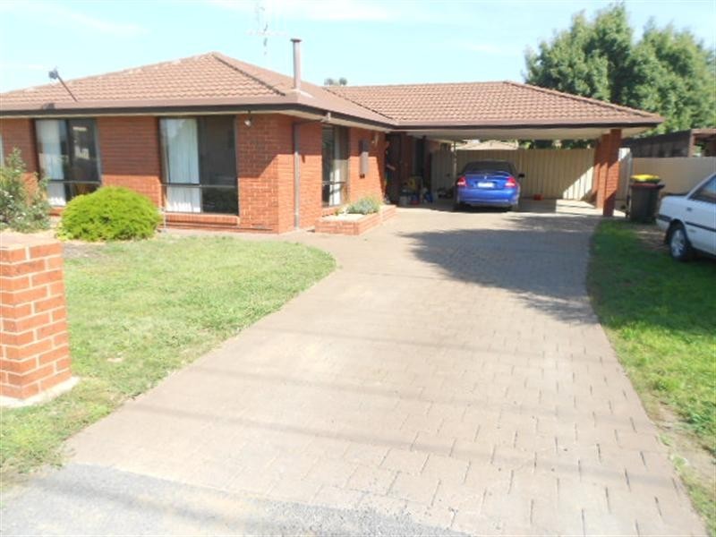 49 Bowen Street, Echuca VIC 3564