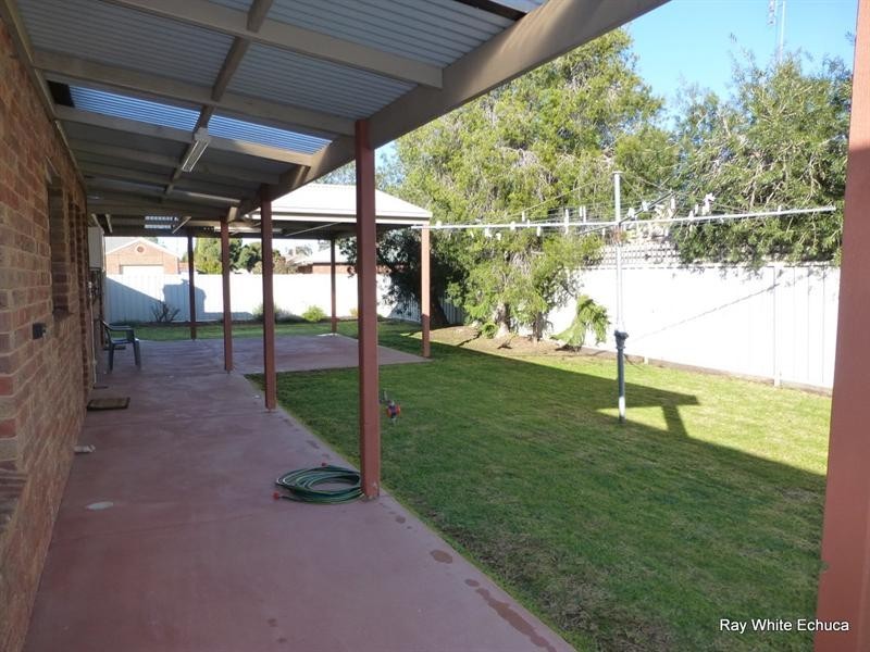 14 Emma Court, Echuca VIC 3564
