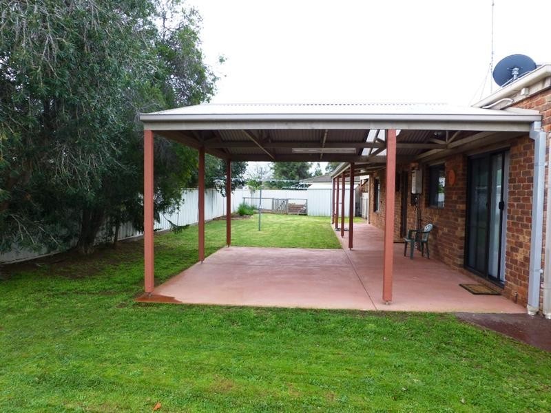 14 Emma Court, Echuca VIC 3564