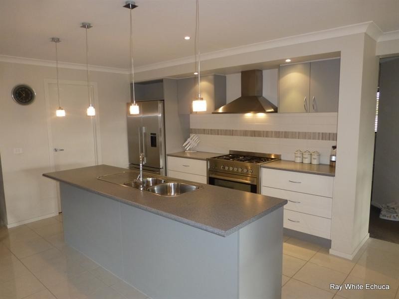 25 McLachlan Road, Echuca VIC 3564